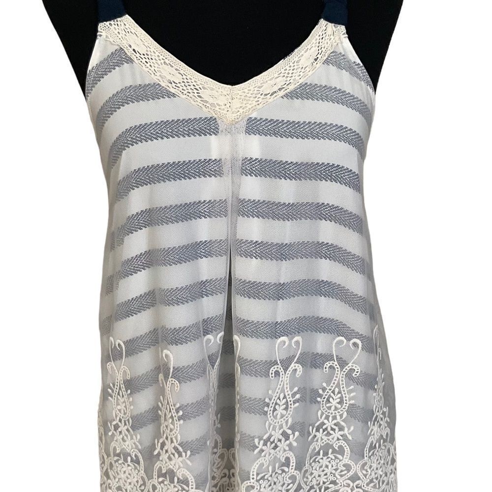 XHILARATION Woman's Racer back Tank Size M Navy Blue with Lace Overlay Front